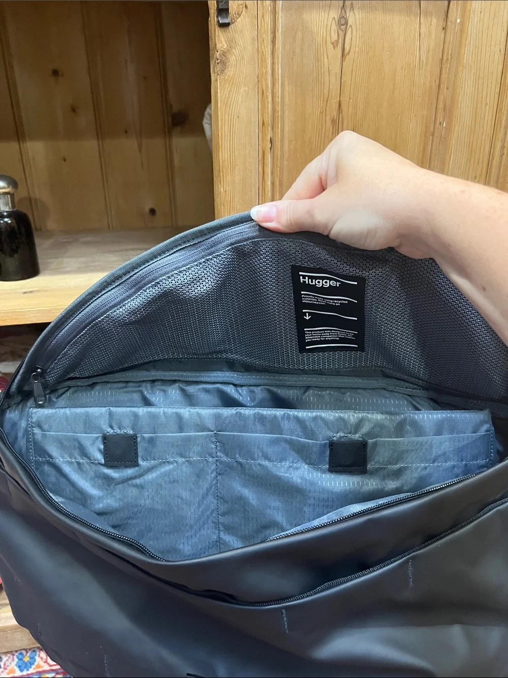 NWOT Db Journey 15L Hugger Backpack